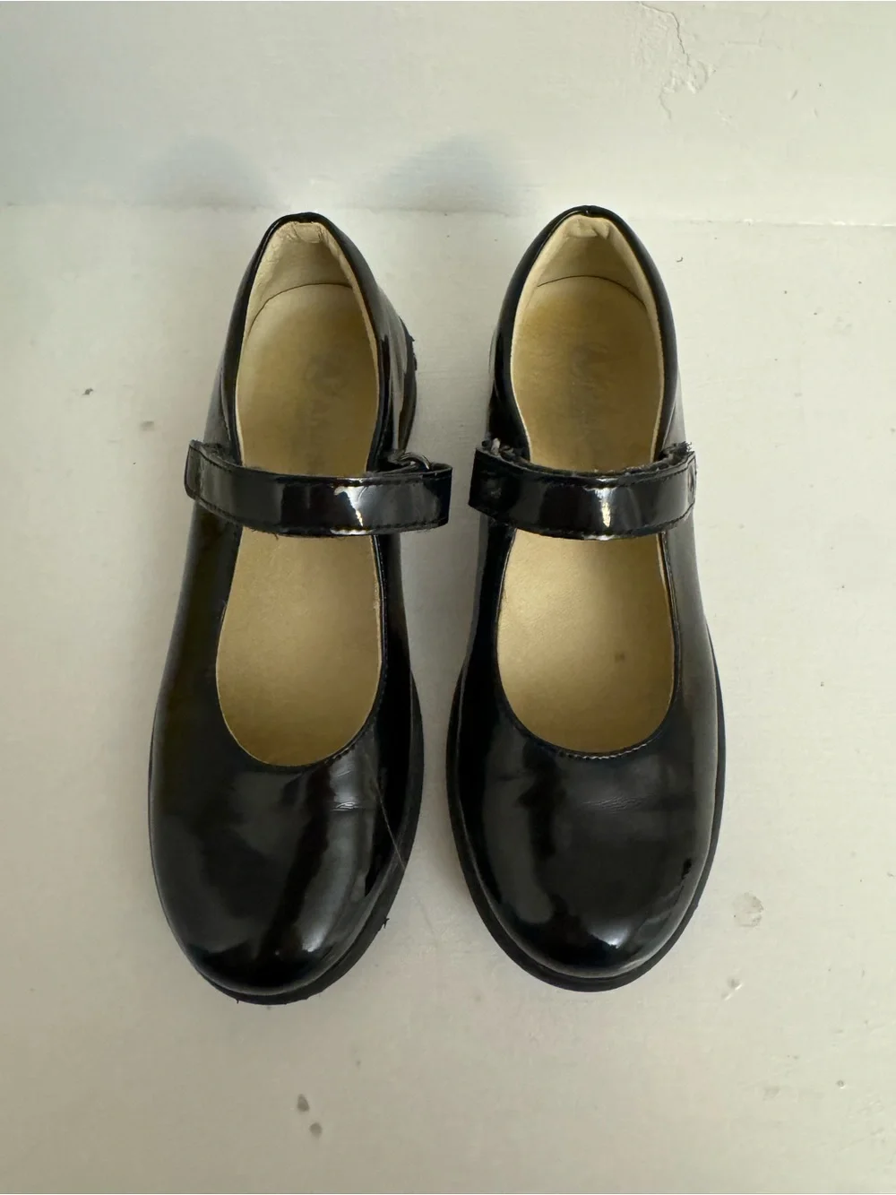 Naturino Girls Size 32 US Size 1.5 Black Patent Leather Mary Janes